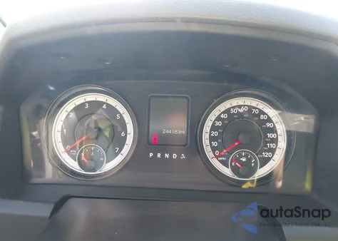 2014 Ram 1500 Express z USA, uszkodzony, nr VIN 1C6RR6KT8ES310715